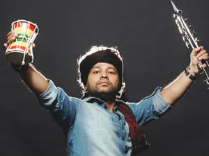 Radar: Kailash Kher at the Philharmonic
